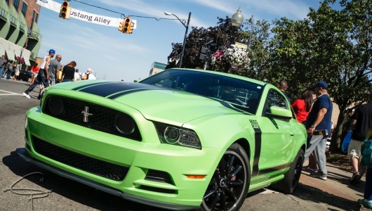 2013 Ford Mustang Boss 302, green