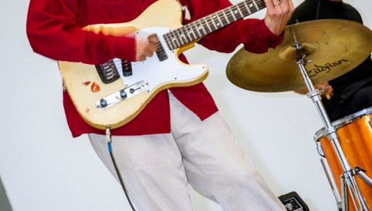 Tijuana Surf, playing guitar, rockabilly guitarists